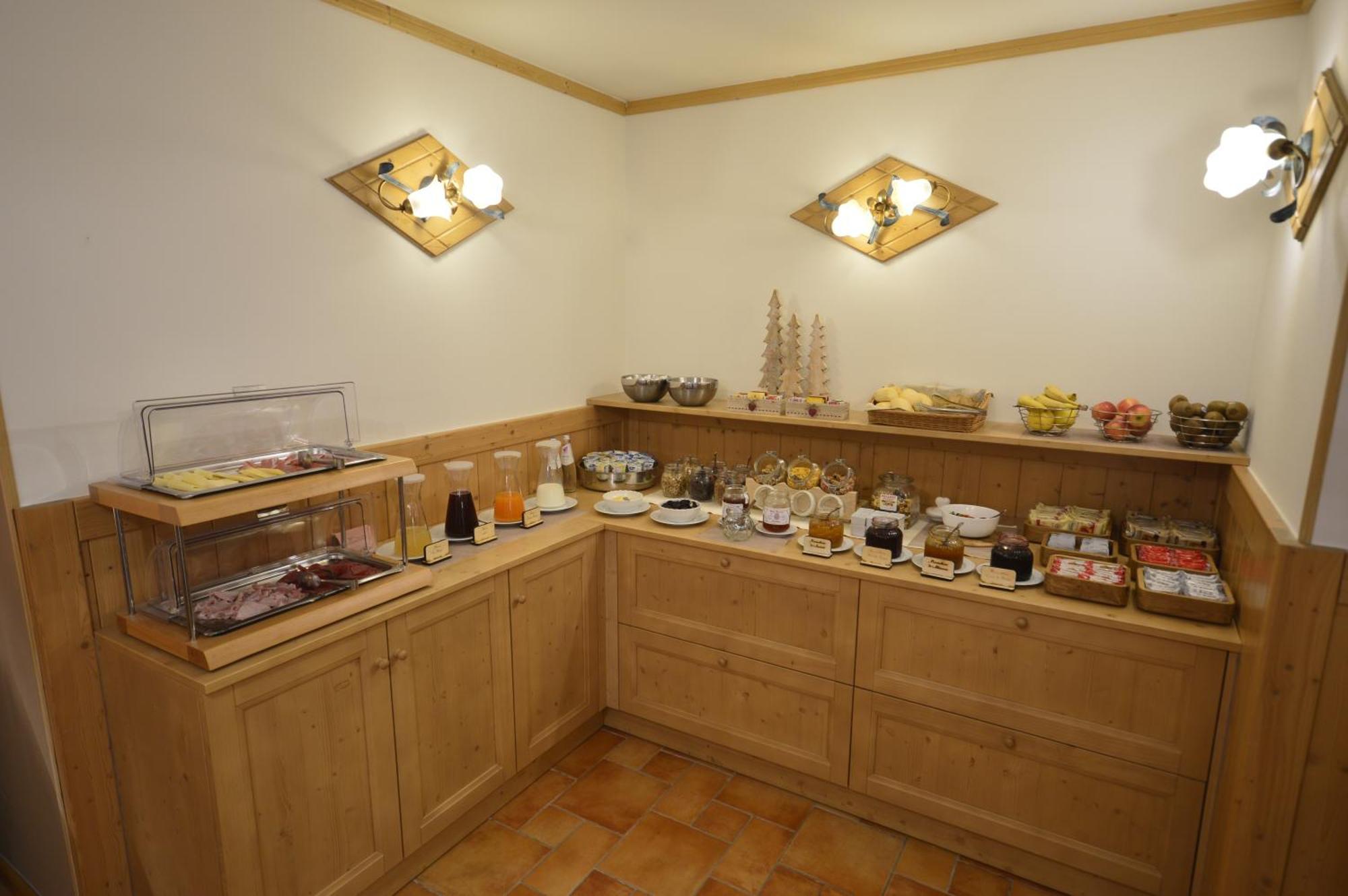 Hotel Garni Sant'Antonio Con Spa Madonna Zewnętrze zdjęcie