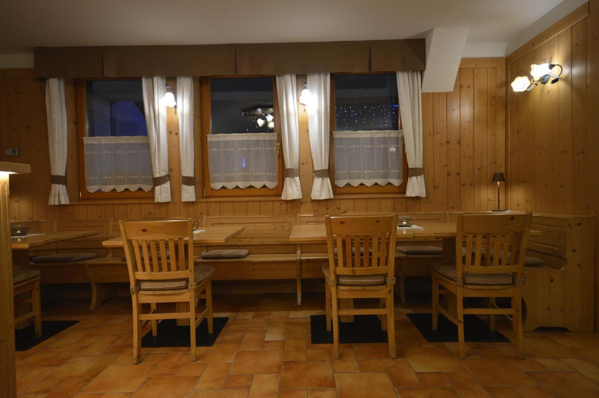 Hotel Garni Sant'Antonio Con Spa Madonna Zewnętrze zdjęcie