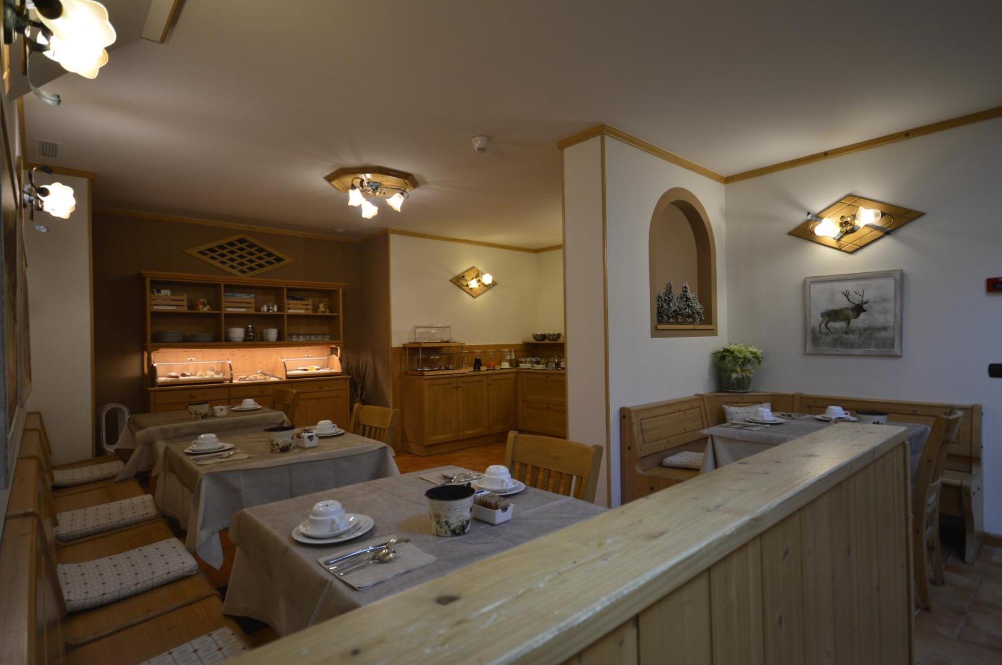 Hotel Garni Sant'Antonio Con Spa Madonna Zewnętrze zdjęcie