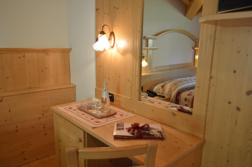 Hotel Garni Sant'Antonio Con Spa Madonna Zewnętrze zdjęcie