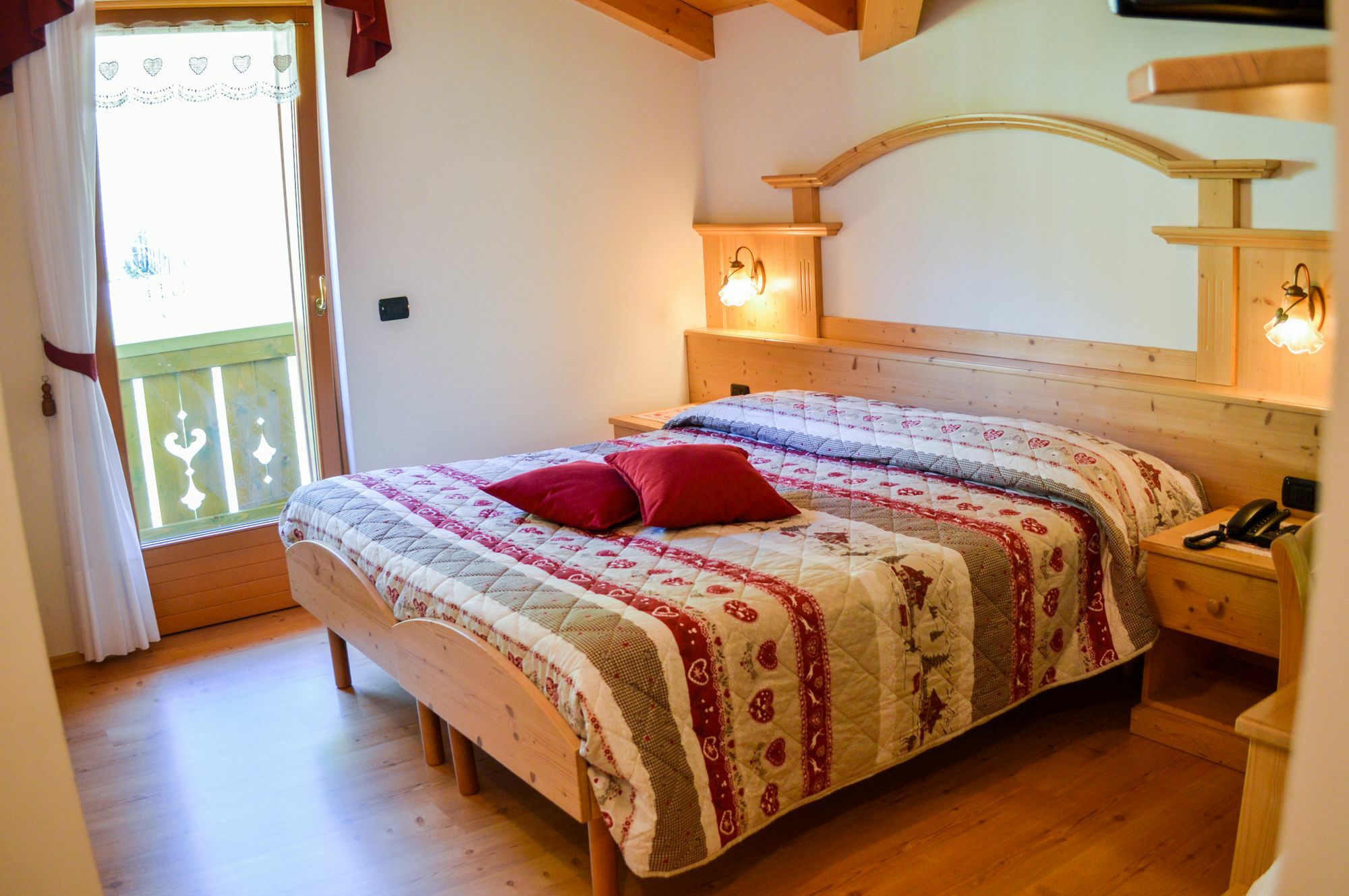 Hotel Garni Sant'Antonio Con Spa Madonna Zewnętrze zdjęcie